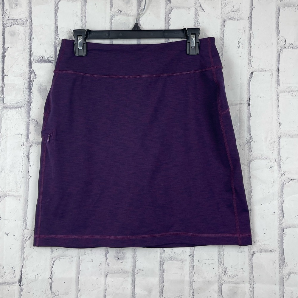 Duluth Trading company pull on Skort